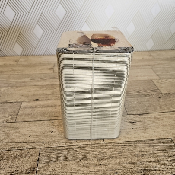 Gulden Draak Coasters Set of 100 New in Package Bar Coasters Disposable Coasters - Picture 2 of 4